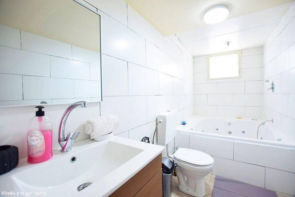 אחוזה בגליל צפון  34  נופש - וי פור ויקיישן - V for Vacation