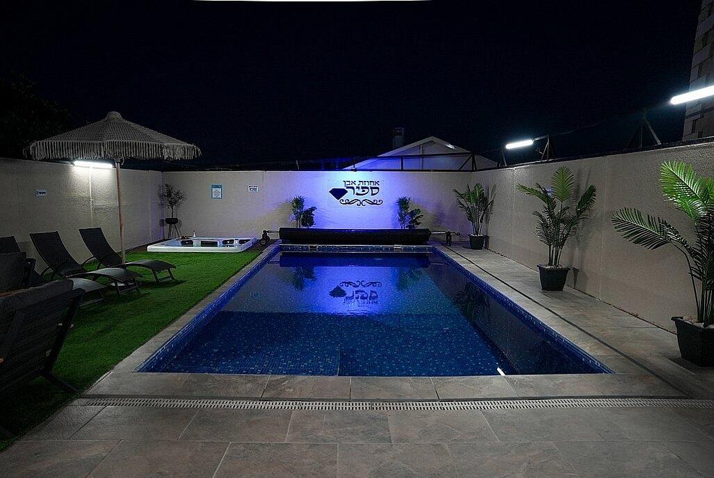 וילת אבן ספיר מרכז  4  נופש - וי פור ויקיישן - V for Vacation