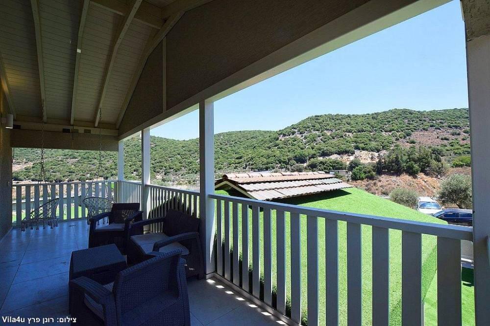 וילה מול הצדיק פקיעין צפון  27  נופש - וי פור ויקיישן - V for Vacation