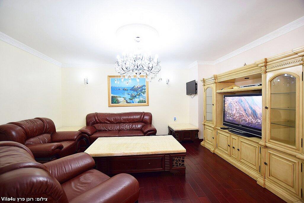 וילה רוז פרימיום צפון  32  נופש - וי פור ויקיישן - V for Vacation