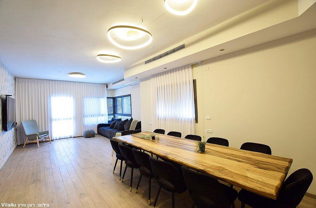 וילה כנריה צפון  8  נופש - וי פור ויקיישן - V for Vacation