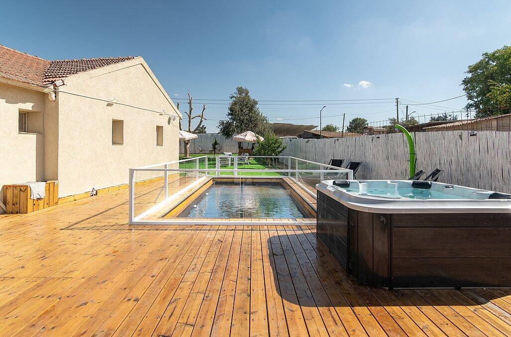 וילה דניאל מרכז  27  נופש - וי פור ויקיישן - V for Vacation