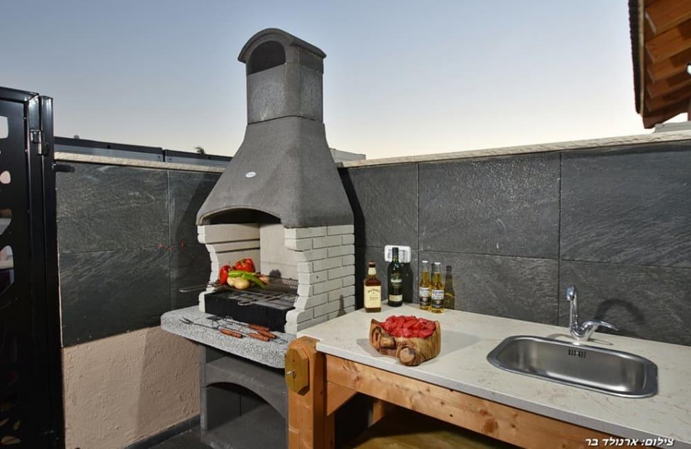 וילה מאיורי בוטיק צפון  44  נופש - וי פור ויקיישן - V for Vacation