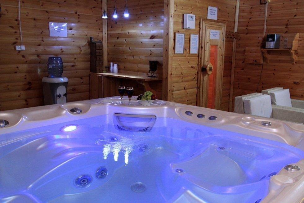 בקתות משי צפון  20  נופש - וי פור ויקיישן - V for Vacation