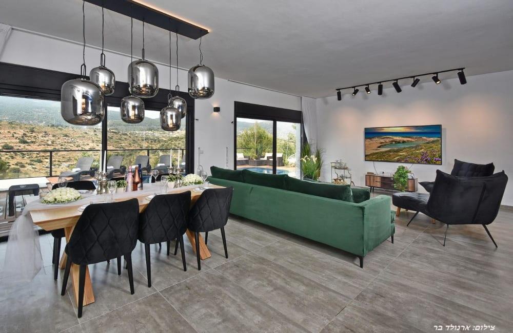 וילה אלרוב צפון  8  נופש - וי פור ויקיישן - V for Vacation