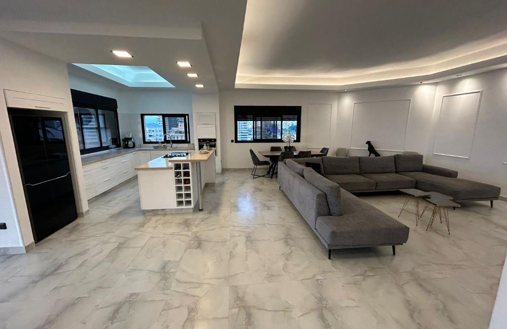 פנטהאוז מרינה מרכז  3  נופש - וי פור ויקיישן - V for Vacation