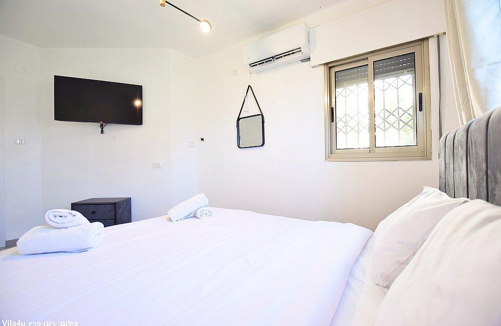 וילה גולייט צפון  25  נופש - וי פור ויקיישן - V for Vacation