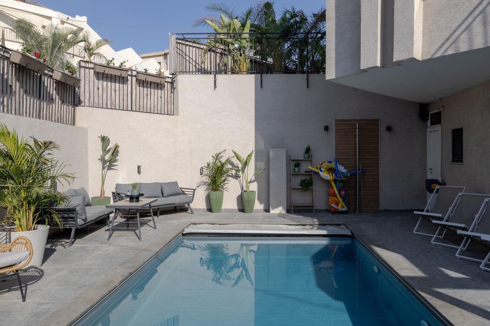 וילה מעגל השמש צפון  13  נופש - וי פור ויקיישן - V for Vacation