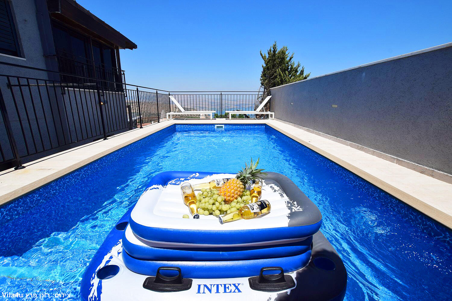 אחוזת אביאל בכנרת צפון  3  נופש - וי פור ויקיישן - V for Vacation