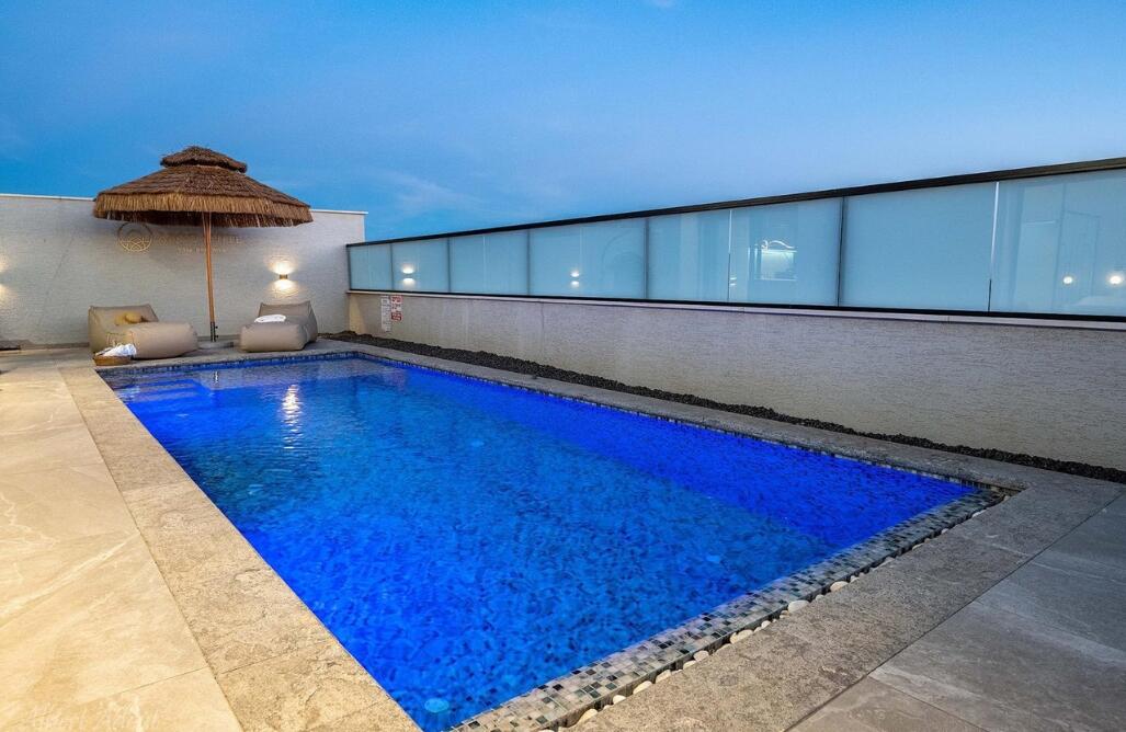 ארקו סוויט צפון  33  נופש - וי פור ויקיישן - V for Vacation