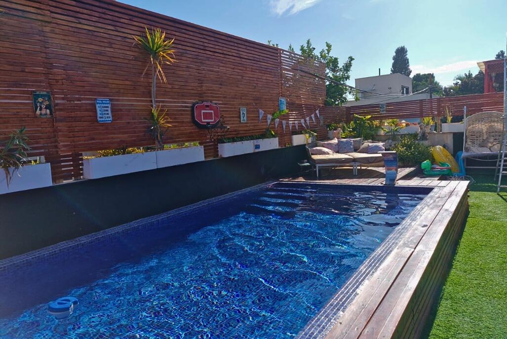 וואיט הול וילה -  Villa White hall מרכז  3  נופש - וי פור ויקיישן - V for Vacation