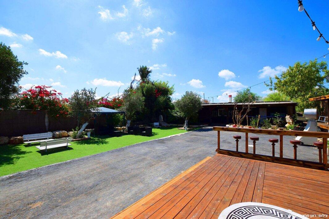 קרטחנה בעיר מרכז  14  נופש - וי פור ויקיישן - V for Vacation