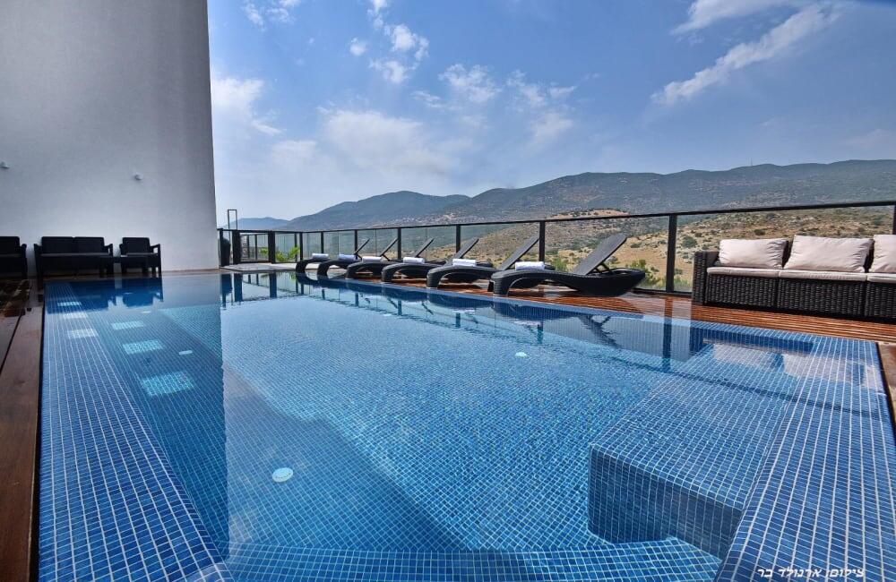 וילה אלרוב צפון  25  נופש - וי פור ויקיישן - V for Vacation