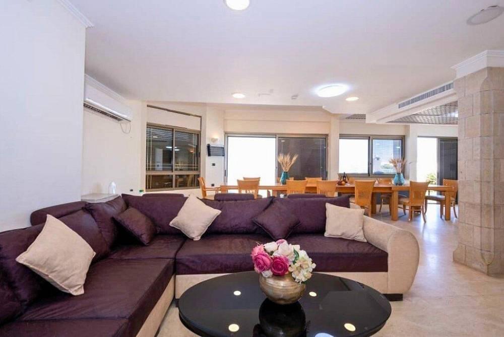 וילה דובדבן טבריה צפון  15  לופט 4 יו