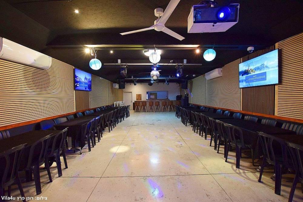 זאקיז מרכז  20  לופט 4 יו