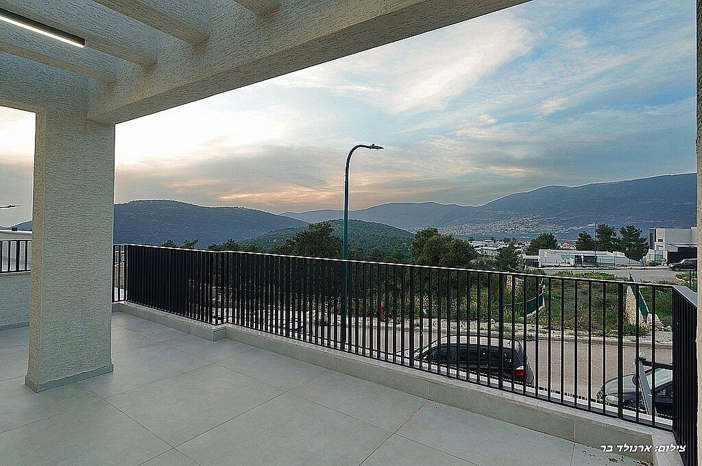 וילה הלליה צפון  24  נופש - וי פור ויקיישן - V for Vacation