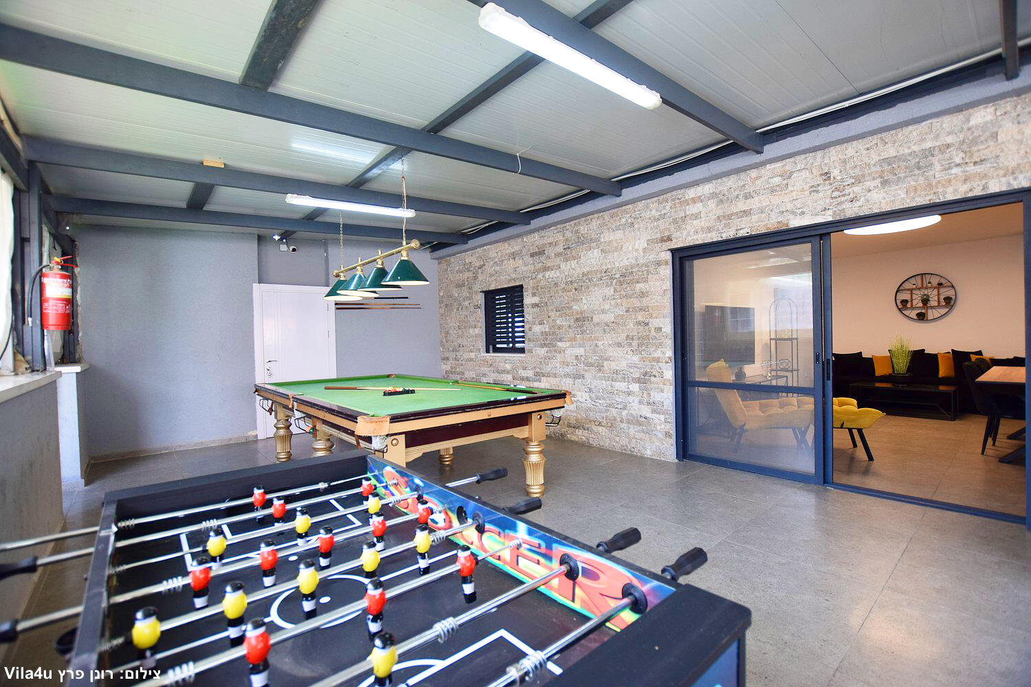 וילה לקשורי - Luxury Villa צפון  10  נופש - וי פור ויקיישן - V for Vacation