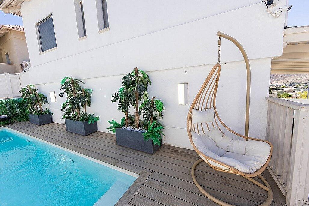 וילה לארבל - Villa LaArbel צפון  16  נופש - וי פור ויקיישן - V for Vacation