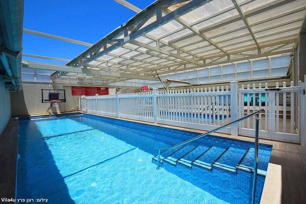 וילה מול הצדיק פקיעין צפון  29  נופש - וי פור ויקיישן - V for Vacation