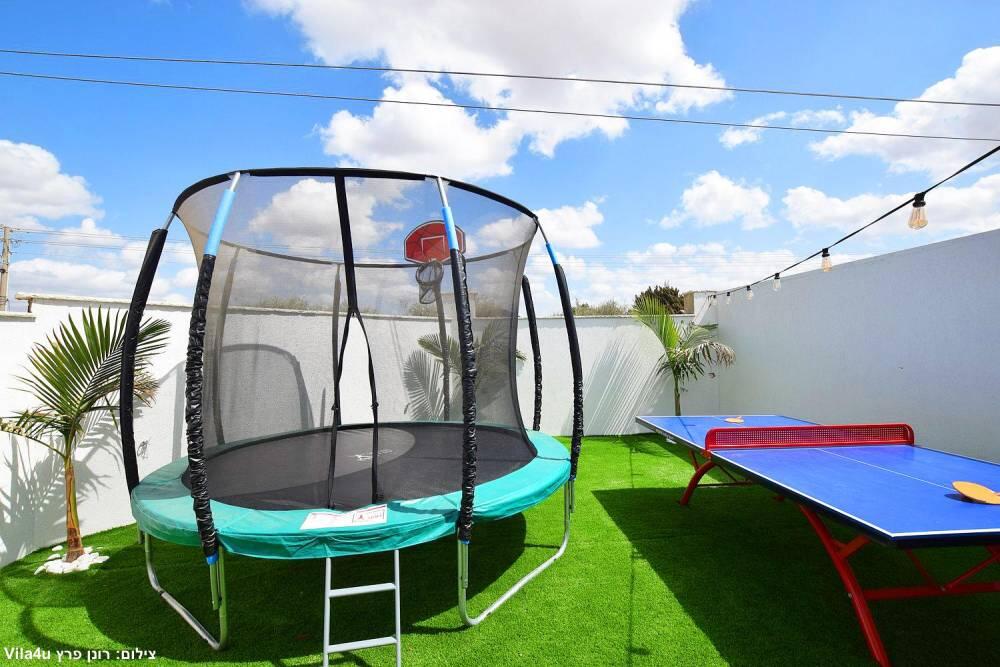 אחוזת ענבי הגפן מרכז  2  נופש - וי פור ויקיישן - V for Vacation