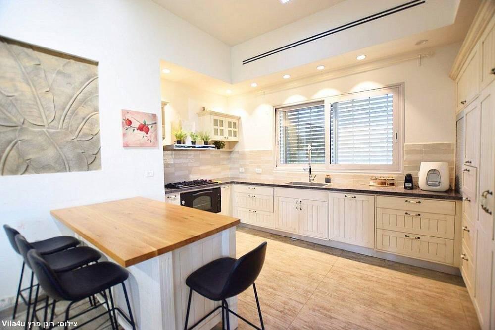 אחוזת אטואל צפון  14  נופש - וי פור ויקיישן - V for Vacation