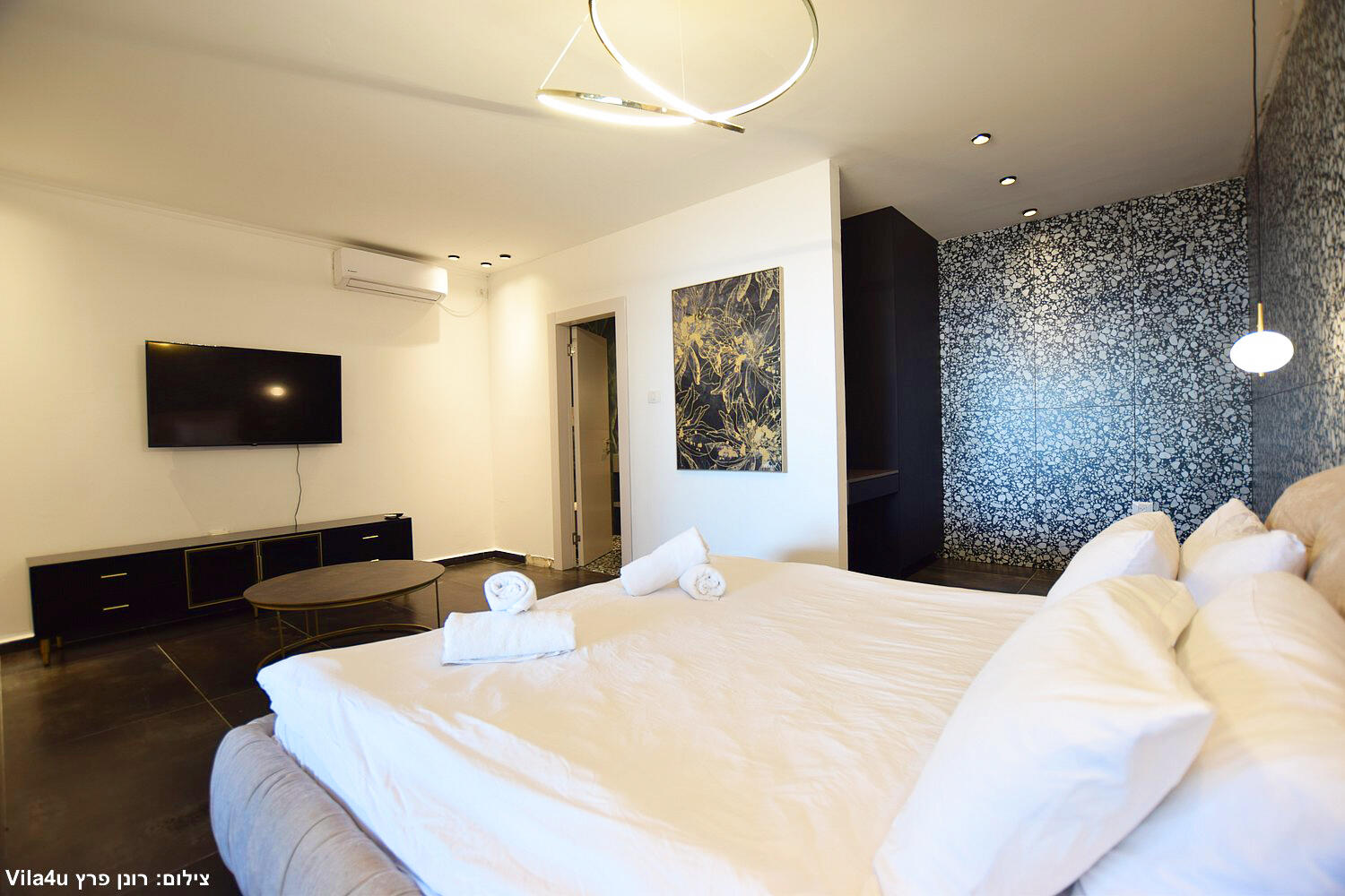 וילה קינג רפאל צפון  14  נופש - וי פור ויקיישן - V for Vacation