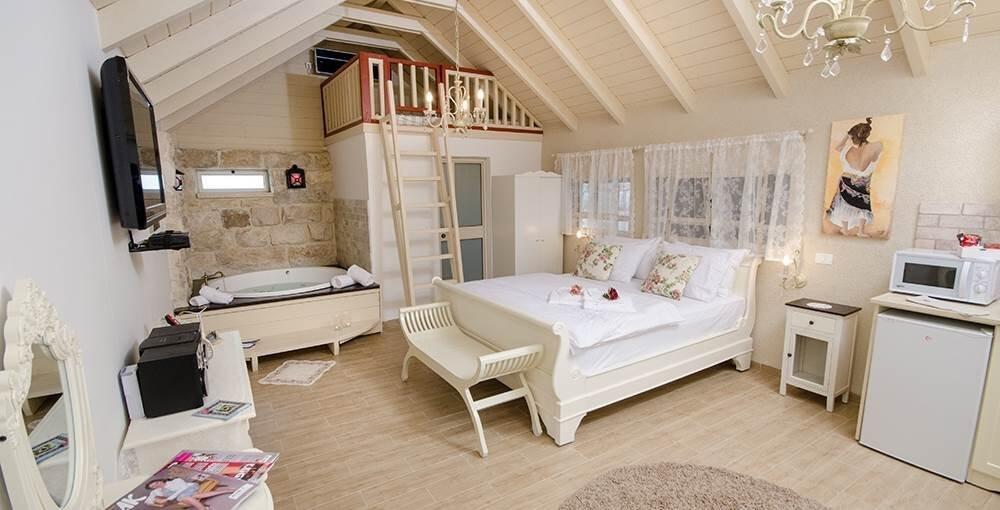 פרובנס בגן צפון  22  נופש - וי פור ויקיישן - V for Vacation