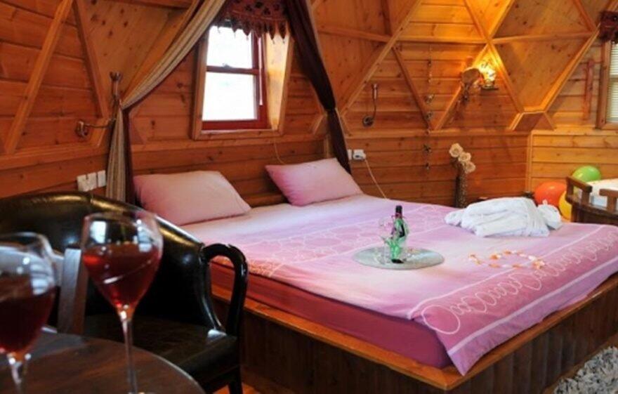 כיפת השמיים צפון  15  נופש - וי פור ויקיישן - V for Vacation