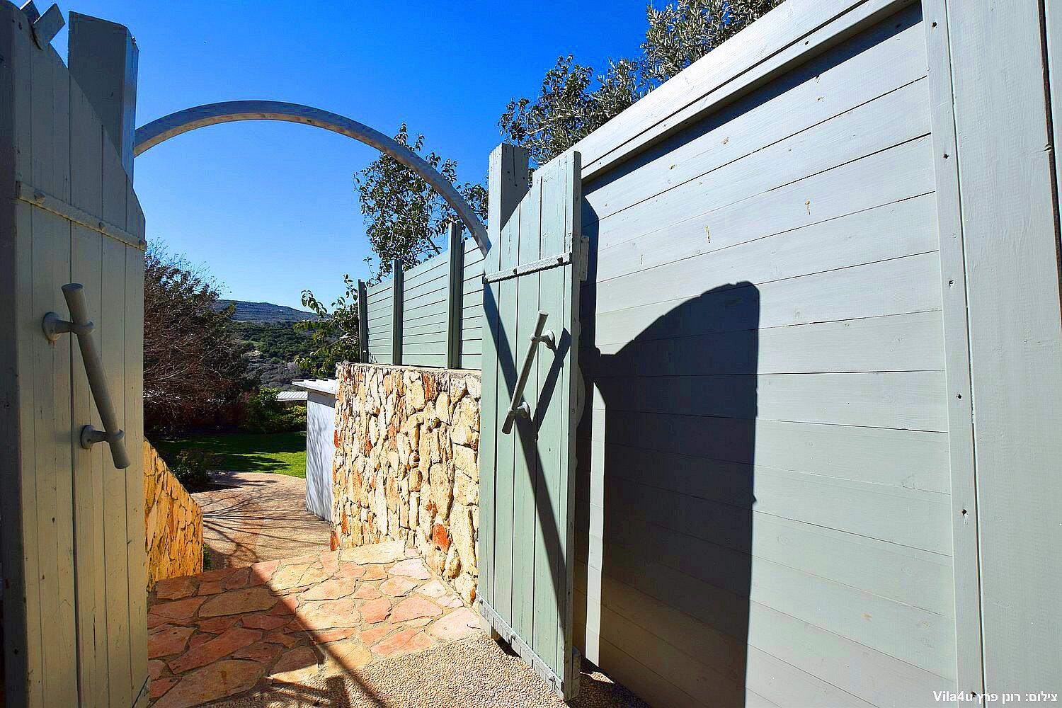 וילה גספר צפון  7  נופש - וי פור ויקיישן - V for Vacation