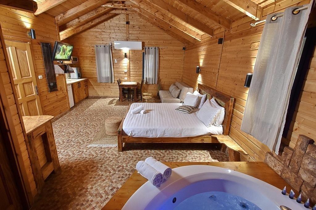 אחוזת הראל בגליל צפון  10  נופש - וי פור ויקיישן - V for Vacation