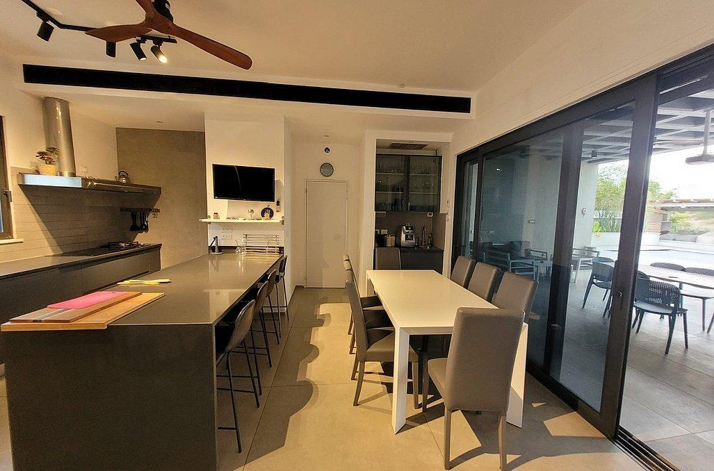 וילה נוי מרכז  9  נופש - וי פור ויקיישן - V for Vacation