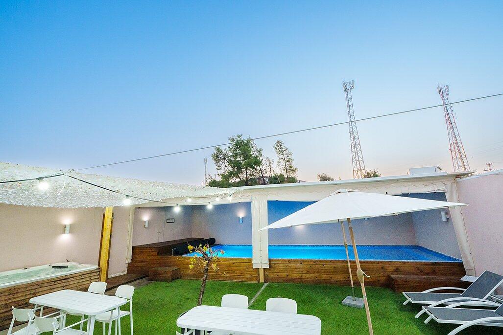 אחוזת הר טוב מרכז  2  לופט 4 יו