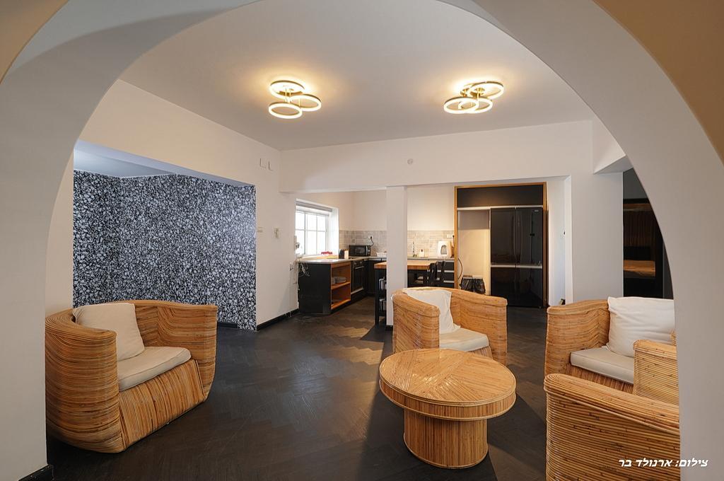 דון ליאון בוטיק צפון  24  נופש - וי פור ויקיישן - V for Vacation