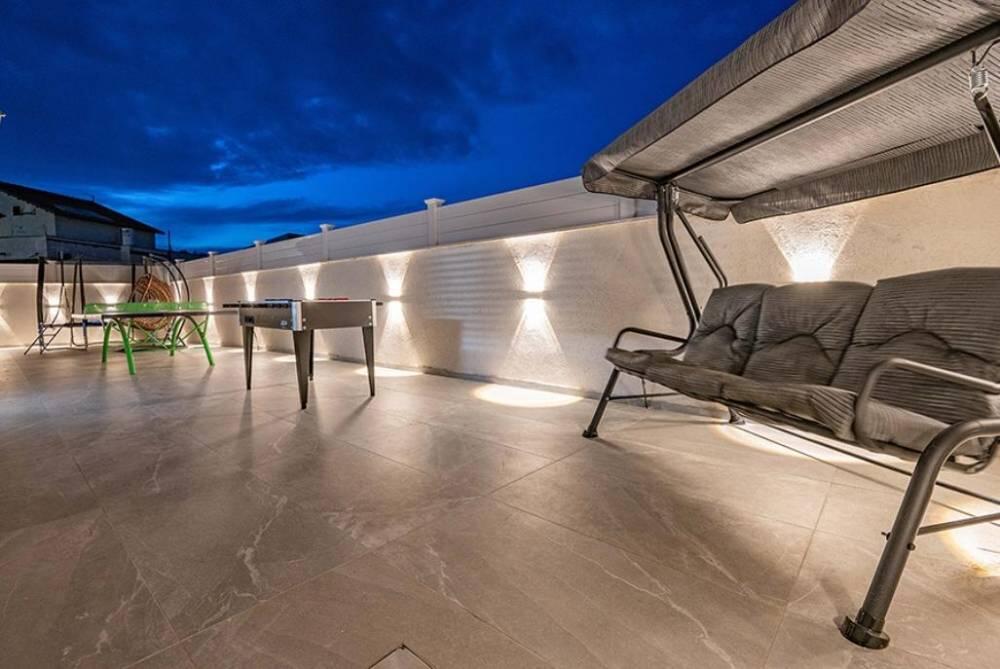 וילה פלואלס בוטיק צפון  17  נופש - וי פור ויקיישן - V for Vacation