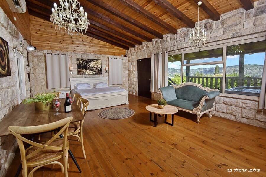 סוויטות חוויה בגורן צפון  3  נופש - וי פור ויקיישן - V for Vacation