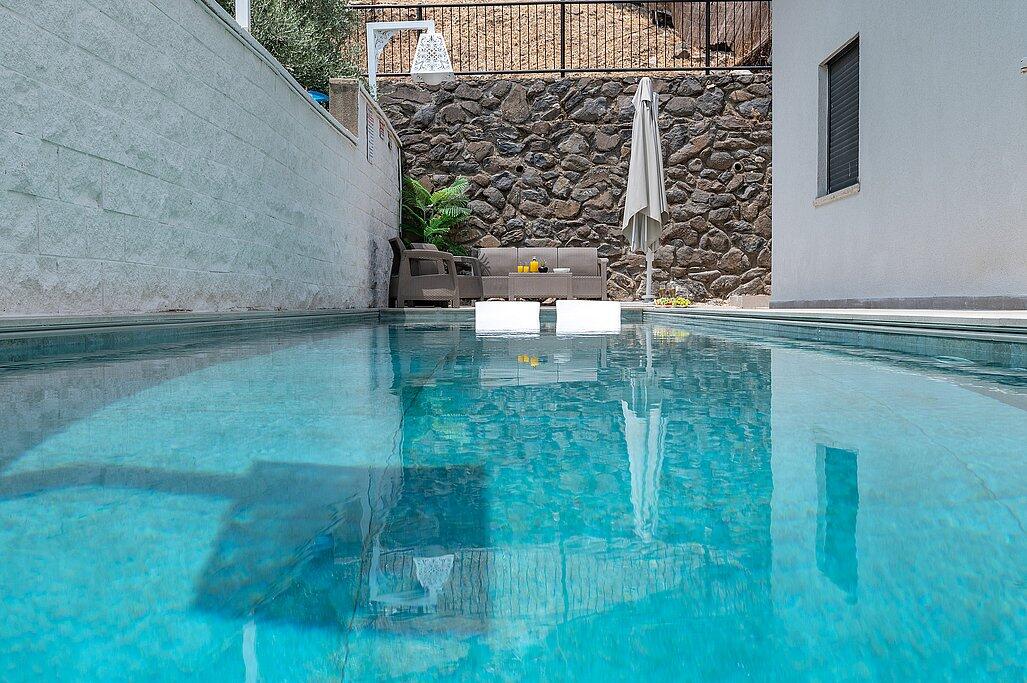 סוויטות הבוסתן הגלילי צפון  36  נופש - וי פור ויקיישן - V for Vacation