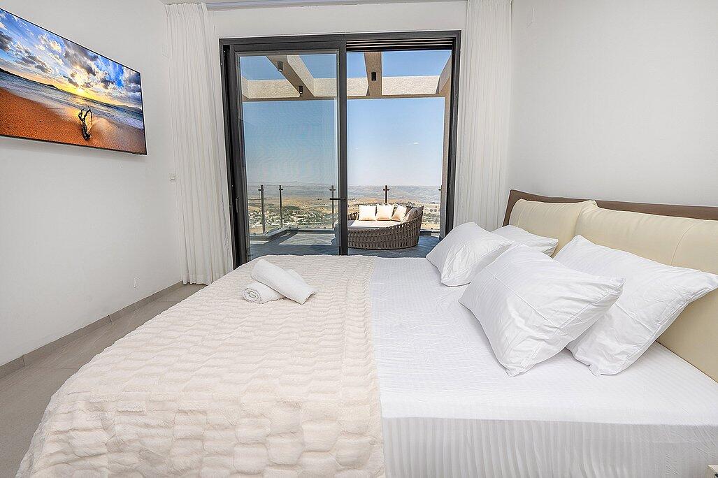 וילה טווינס בוטיק צפון  35  נופש - וי פור ויקיישן - V for Vacation