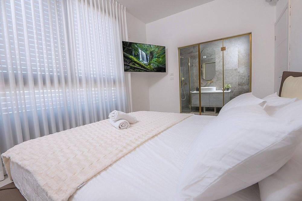 וילה רויאל טווינס בוטיק צפון  19  נופש - וי פור ויקיישן - V for Vacation