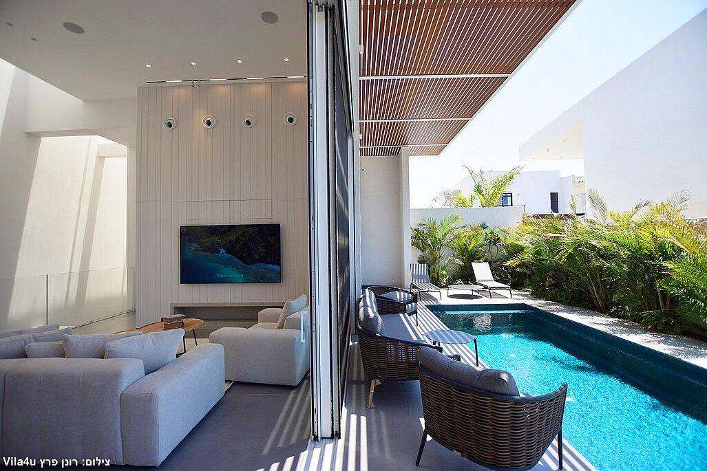 וילה אימפריה קיסריה מרכז  19  נופש - וי פור ויקיישן - V for Vacation