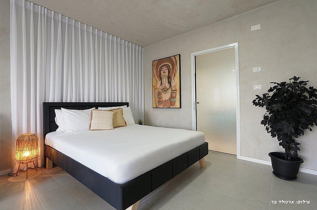 אחוזת הלל צפון  46  נופש - וי פור ויקיישן - V for Vacation