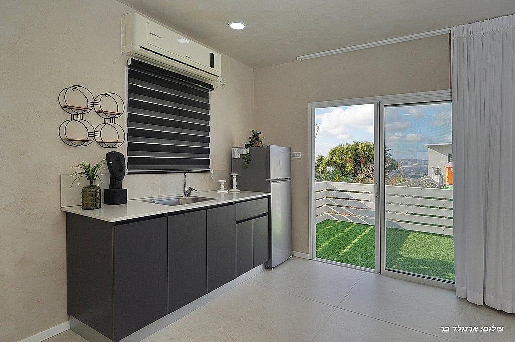 אחוזת הלל צפון  19  נופש - וי פור ויקיישן - V for Vacation