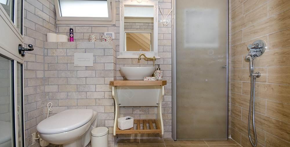 פרובנס בגן צפון  28  נופש - וי פור ויקיישן - V for Vacation