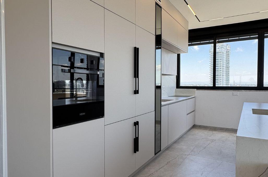 סי וויו פנטהאוז וספא נתניה - Sea view penthouse & spa Netanya מרכז  4  נופש - וי פור ויקיישן - V for Vacation