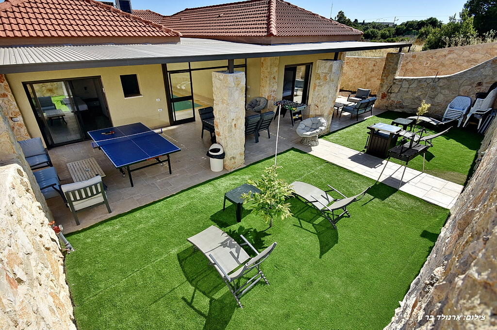 אחוזת ערמונים צפון  20  נופש - וי פור ויקיישן - V for Vacation