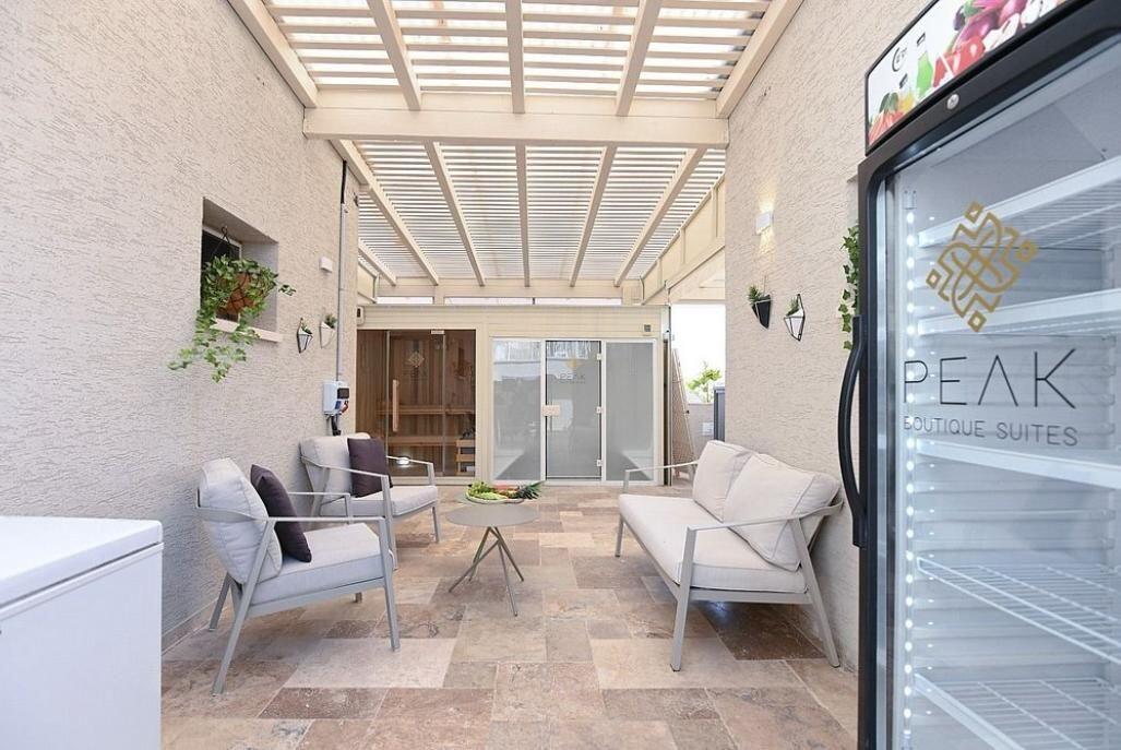 Peak Boutique Suites - סוויטות פיק צפון  9  נופש - וי פור ויקיישן - V for Vacation