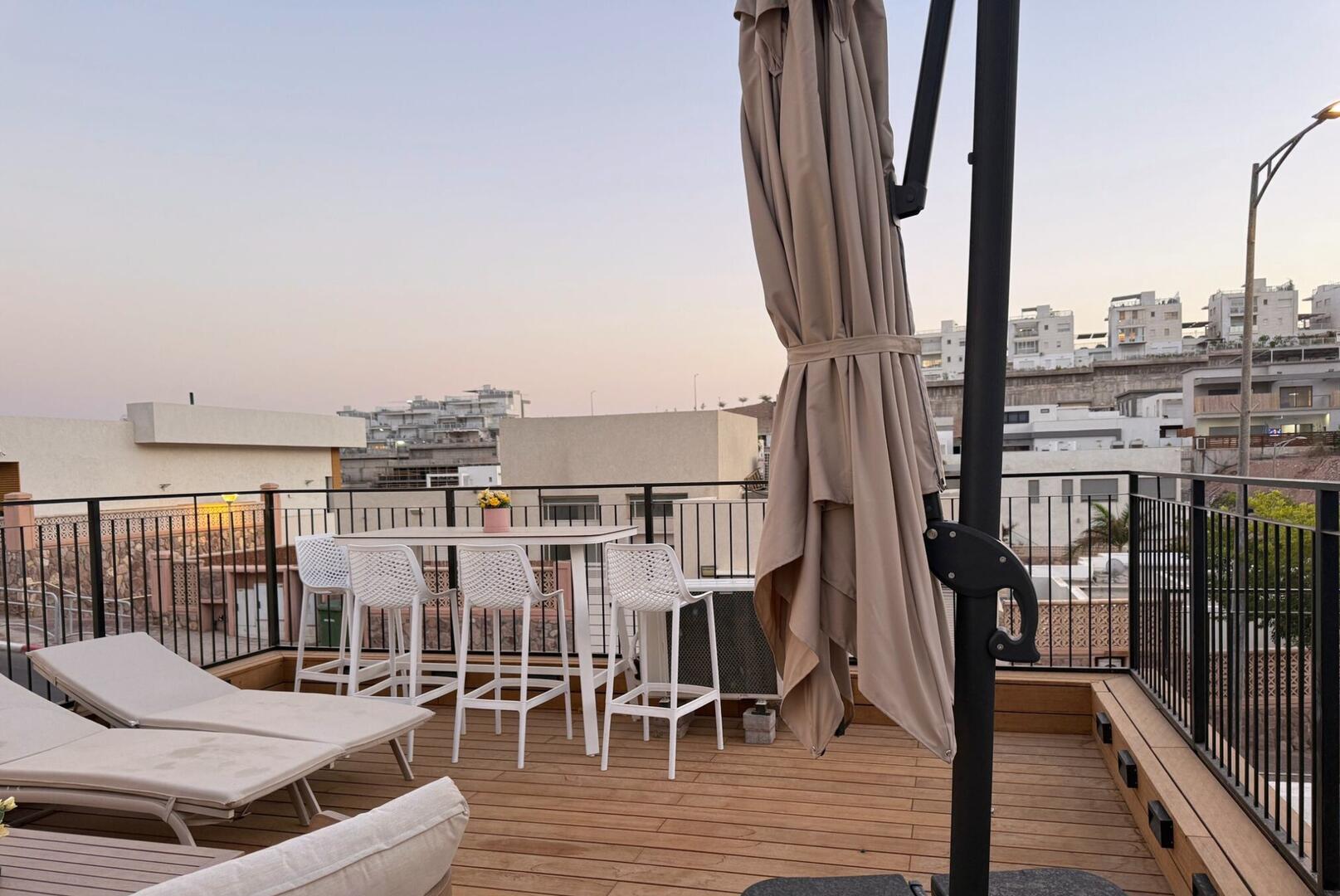 ארי אילת- Ari Eilat דרום  26  נופש - וי פור ויקיישן - V for Vacation