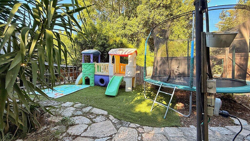 וילה לאונרדו בטבע צפון  21  נופש - וי פור ויקיישן - V for Vacation