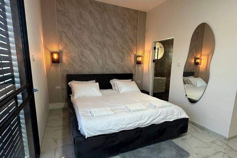 אחוזת אלונים ירכא צפון  26  נופש - וי פור ויקיישן - V for Vacation