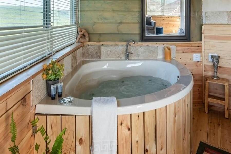 שיר החורש צפון  11  נופש - וי פור ויקיישן - V for Vacation