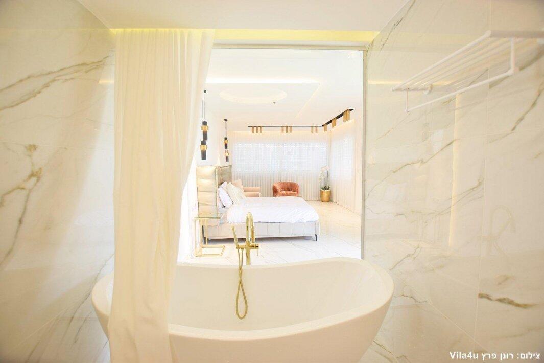 מצודת דוד מרכז  22  נופש - וי פור ויקיישן - V for Vacation